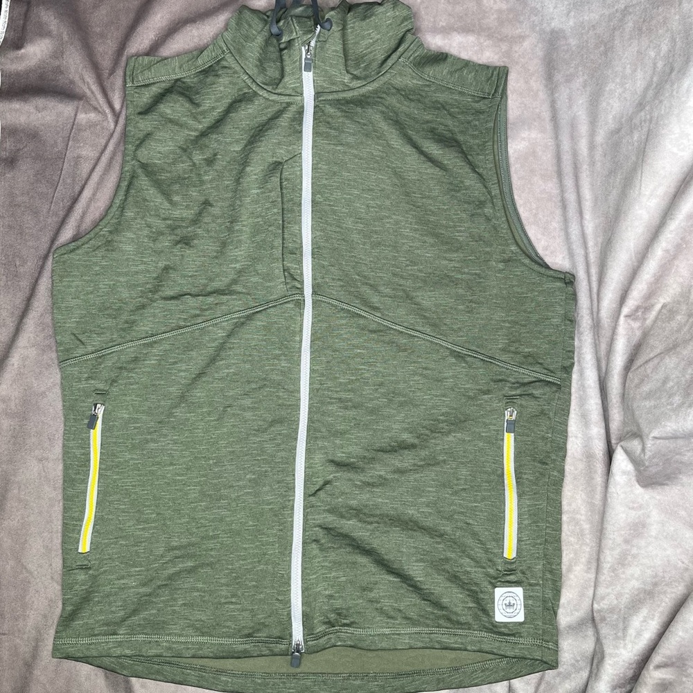 Peter Millar Men's Olive Leaf Eclipse Performance Hooded Vest Size Medium Golf